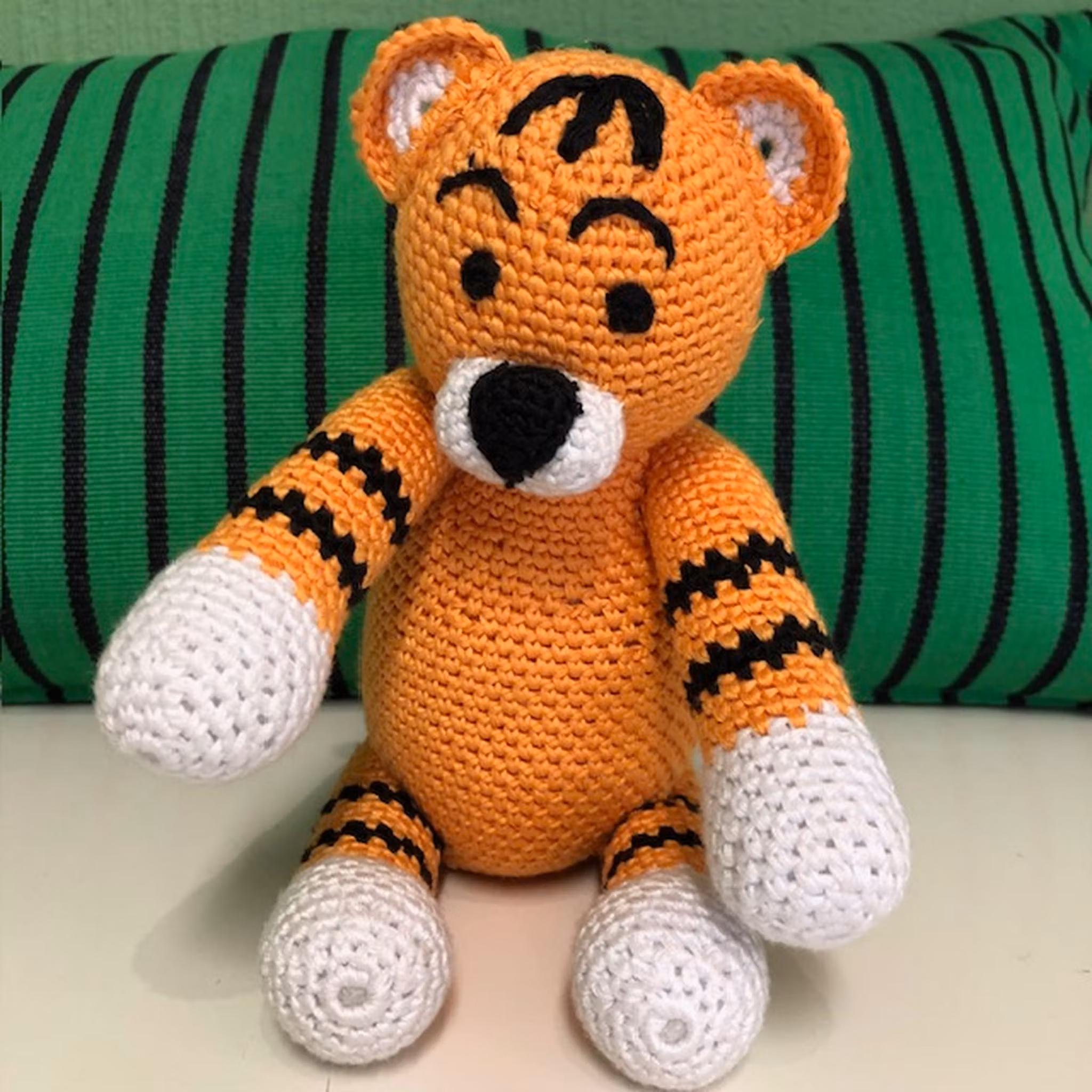 Virkad tiger i bomull, tillverkad i Bangladesh, höjd ca 16 cm