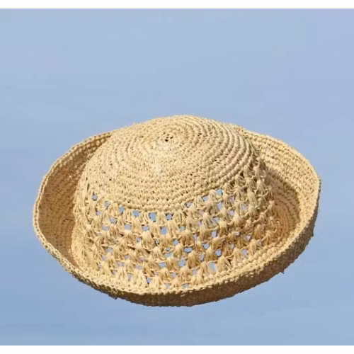 Hatt, Chapeau crochet, virkad av raffiapalmblad, naturvit,  Madagaskar