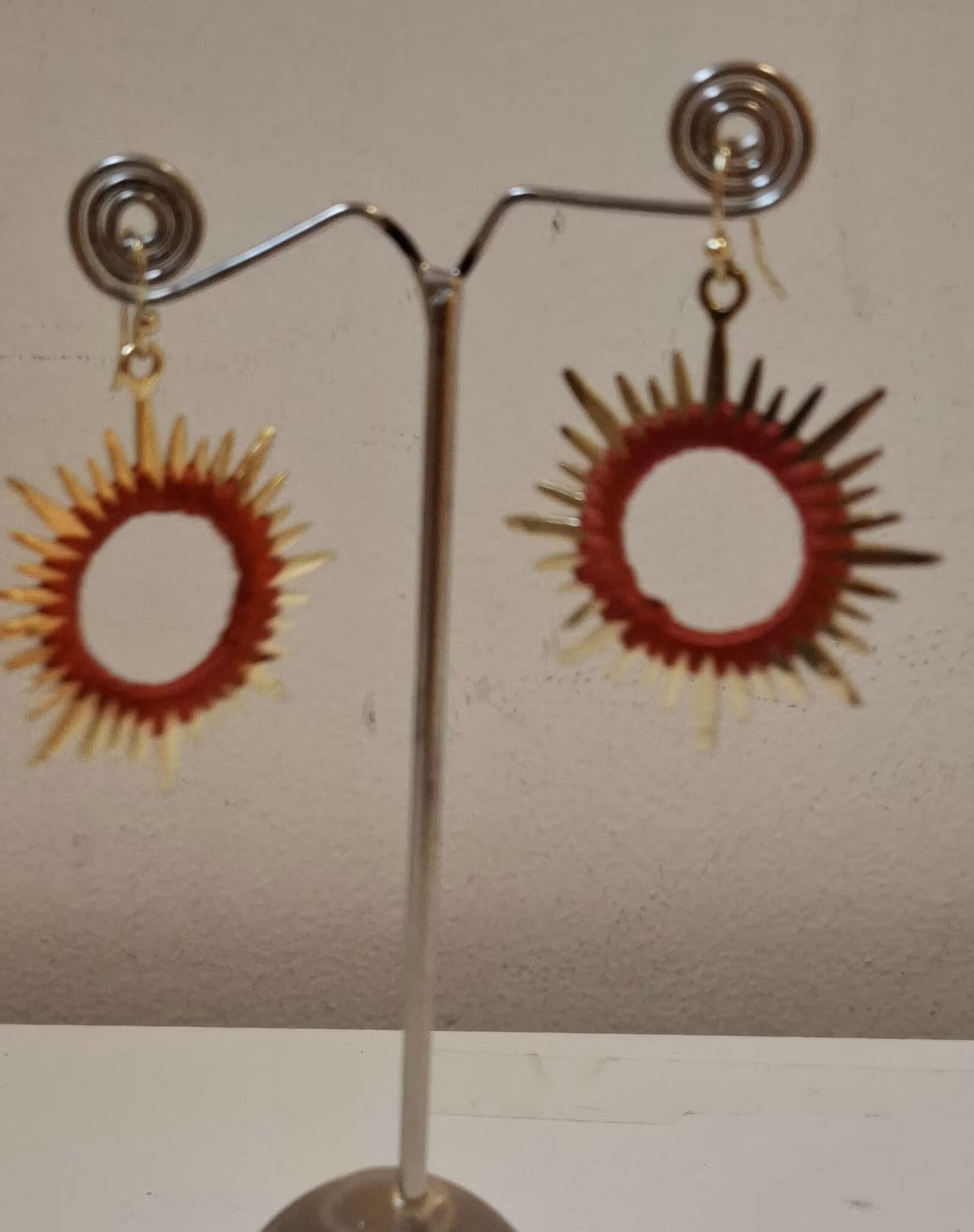 Örhängen röd guld