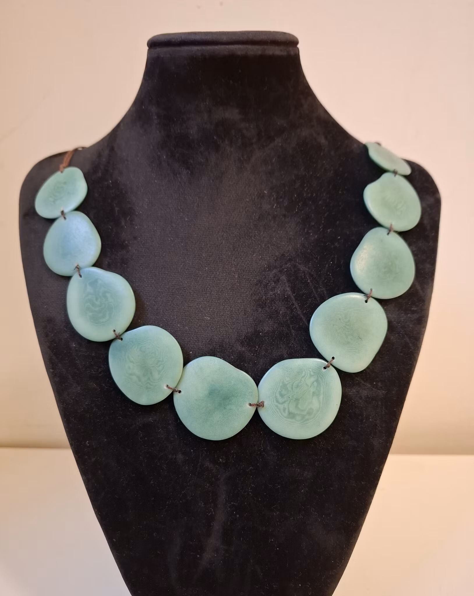 Halsband grönt