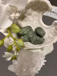 Vesuvianit –  Idokras