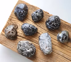 Agat vatten (Enhydro)