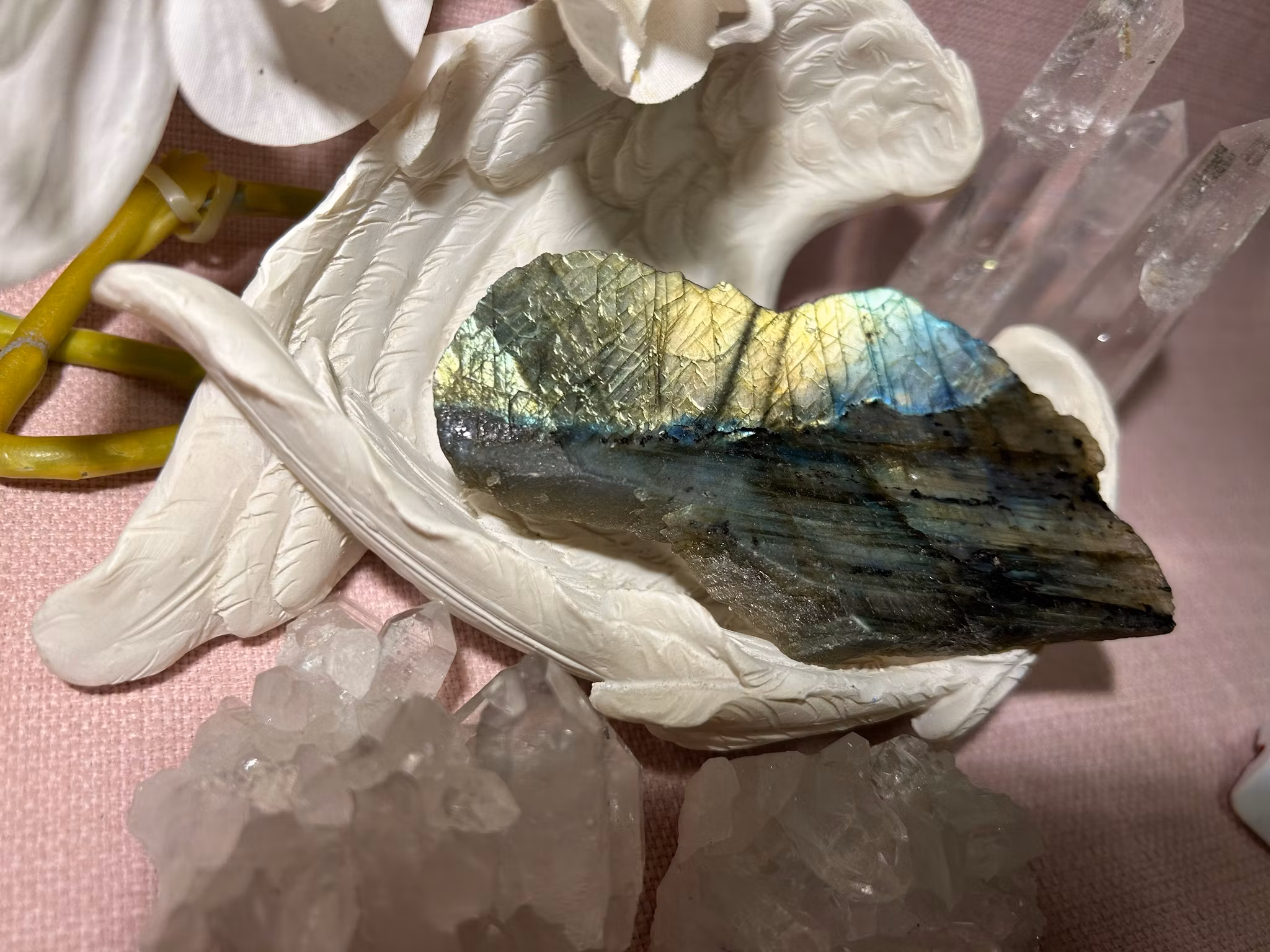 Labradorit halvpolerad (10)