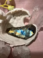 Labradorit halvpolerad (13)