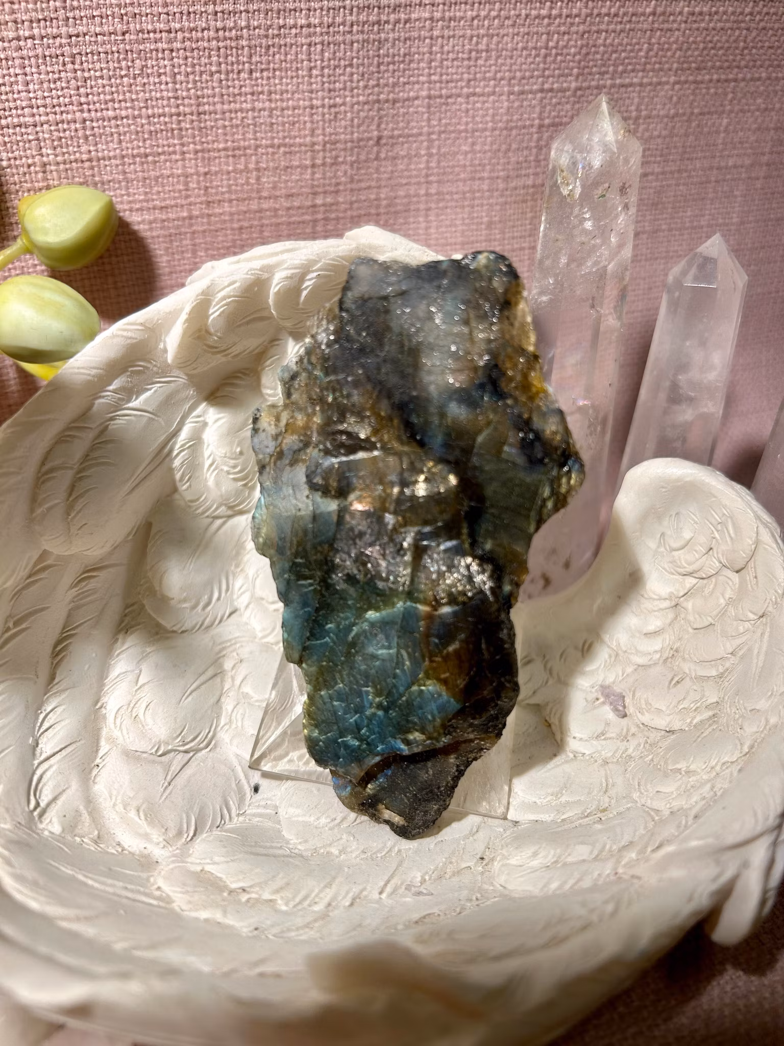 Labradorit halvpolerad (15)