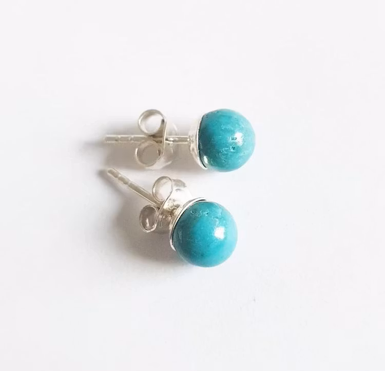 Earring with turquoise - small