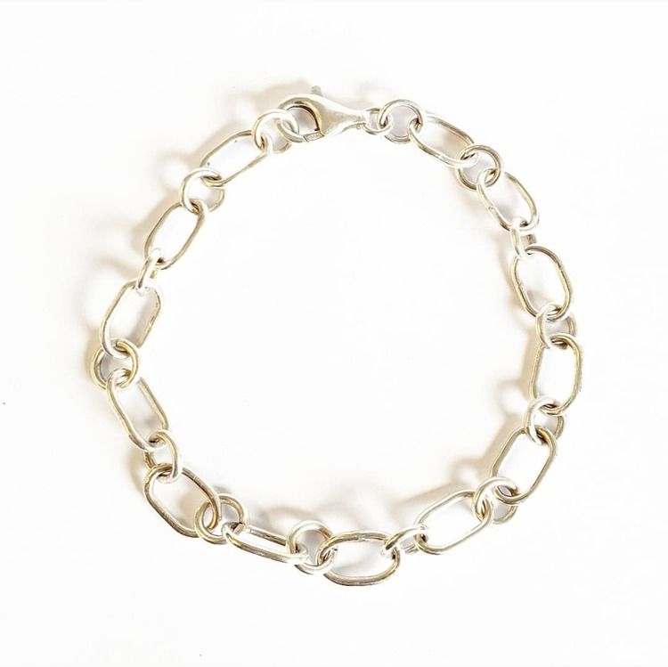 Silverarmband med handgjord länk