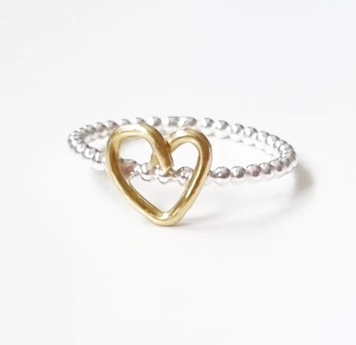 Öppet mässinghjärta på kulring i silver Happy Heart