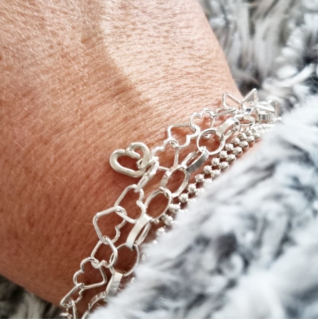 Hjärtansarmband i äkta silver
