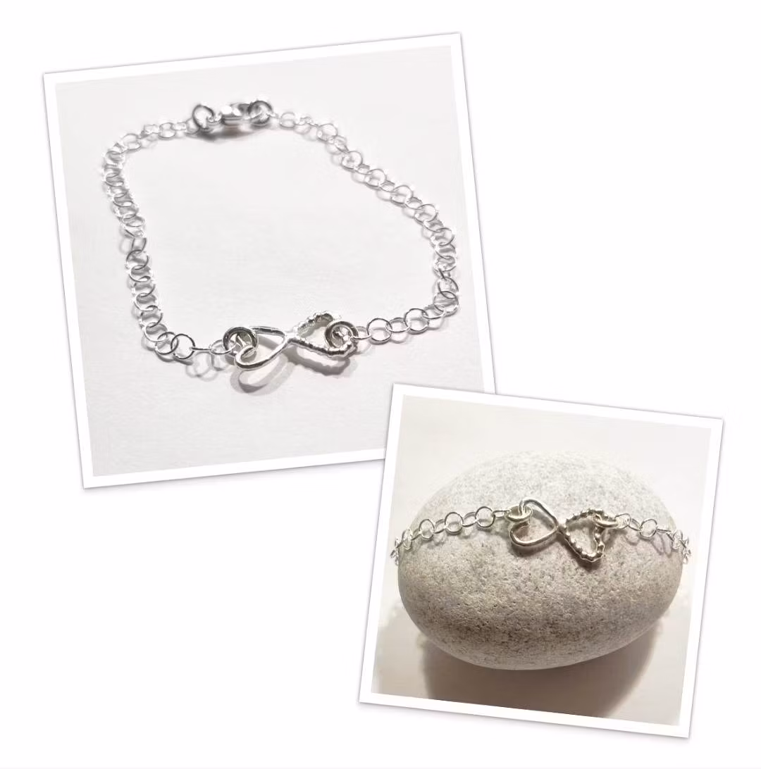 Silverarmband med dubbelhjärta