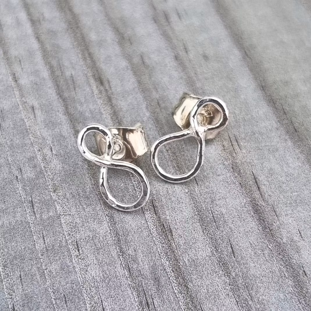 Silver earrings eternity sign handmade