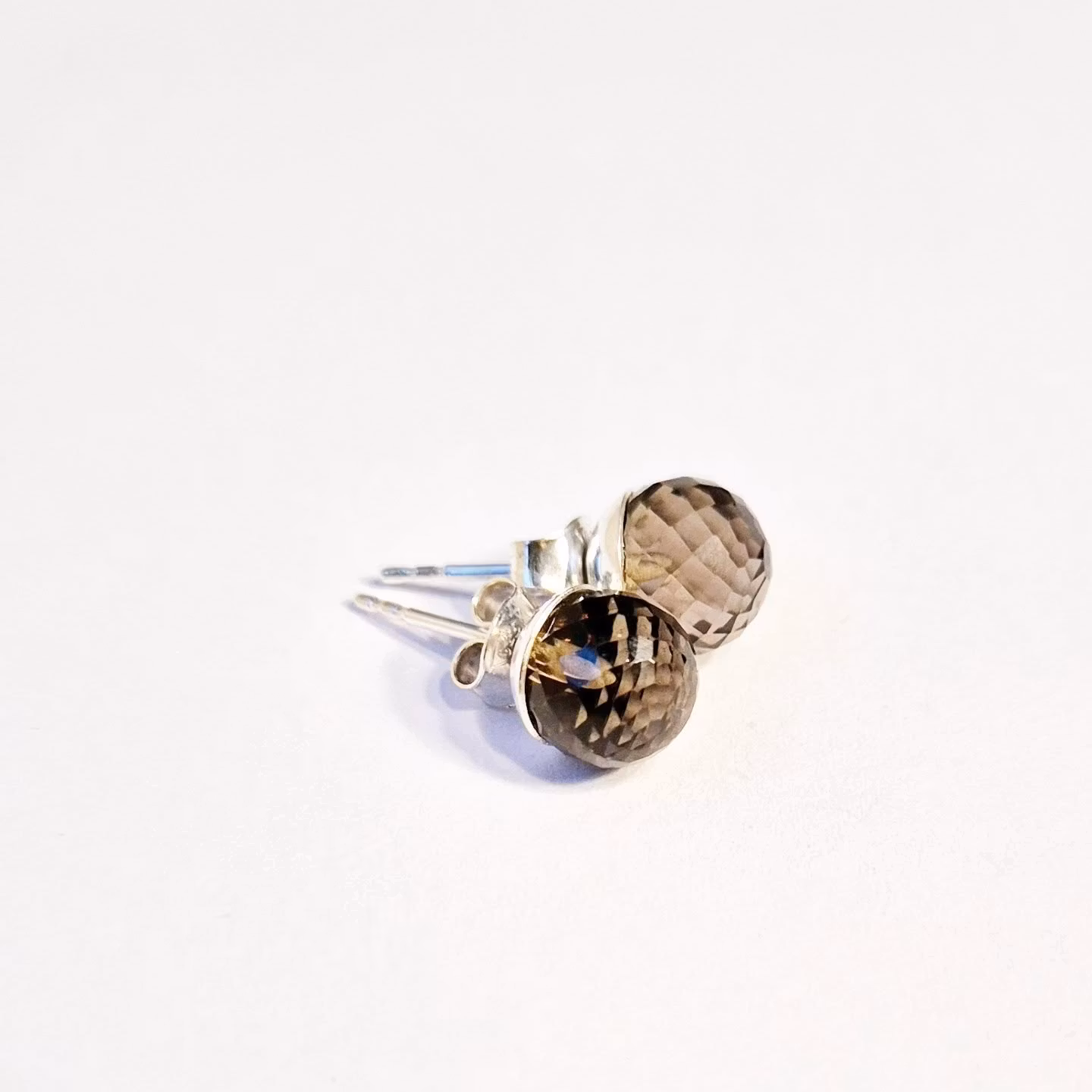 Earring with faceted smoky quartz 8 mm and sterling silver studs