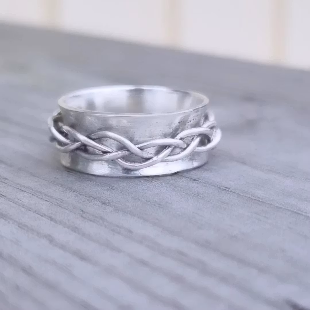 Harmoni - Snurring med silverfläta handgjord i äkta silver