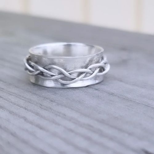 Harmoni - Snurring med silverfläta handgjord i äkta silver