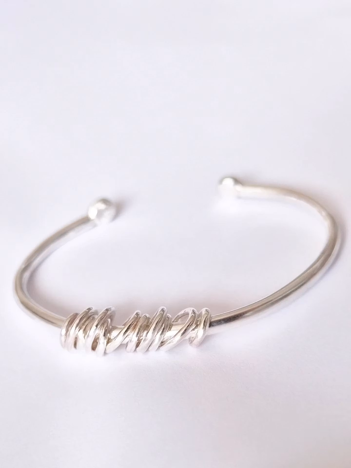 Cosmos de luxe bangle stelt silverarmband