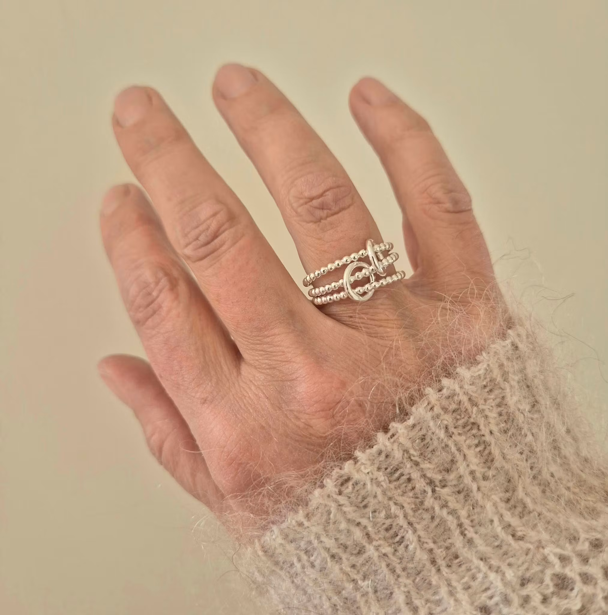 Fidget ring trio med kulor