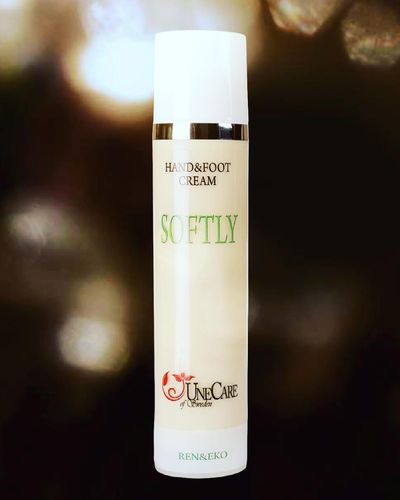 Hand & Footcream Unecare 100 ml