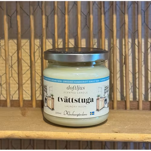 Tvättstuga doftljus 220 ml