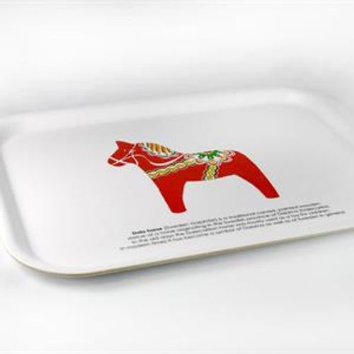Bricka 27x20 cm, Dala horse, vit/rött tryck