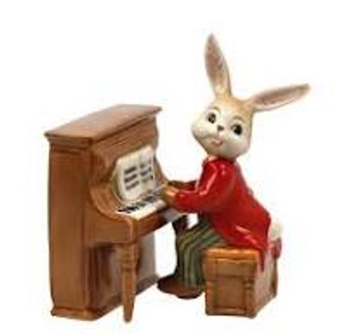 Goebel Easter Bunny 'Little Virtuoso' 2024