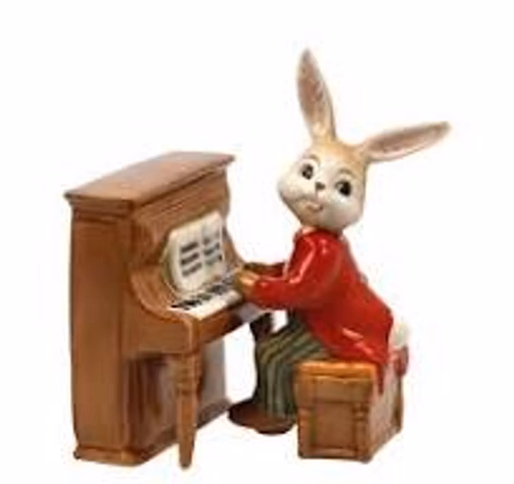 Goebel Easter Bunny 'Little Virtuoso' 2024