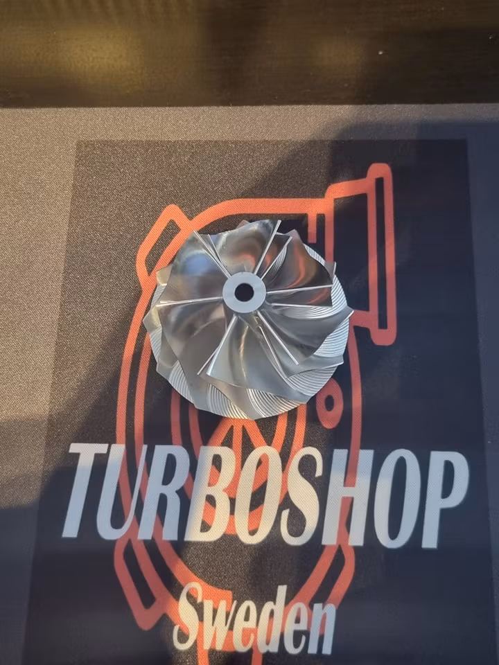Turboshop TD04 Saab  22T "Billet" Saab 9-5 / 9-3 Bolt on "Kungscobra"  ( 350-380 HK )