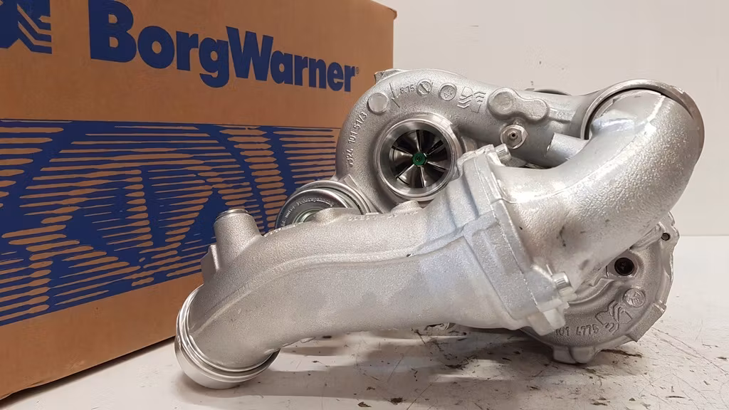 10009880167 BorgWarner R2S dubbelturbo fabriksny  originalturbo  OEM : OM651DE22LA ( Bytesturbo )