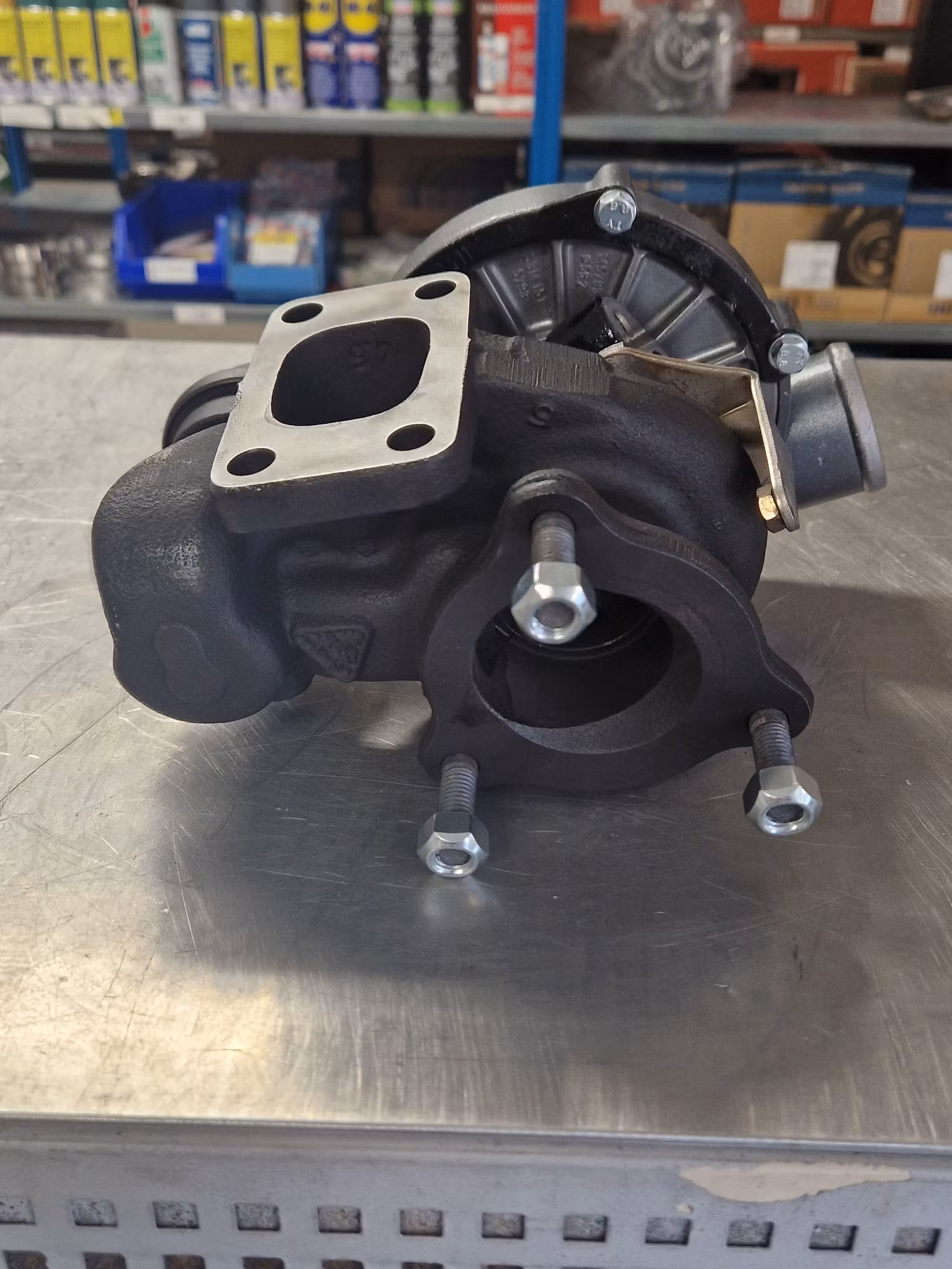 53149886709 BorgWarner K14 Renovering utav  originalturbo D5252T ( Renovering )