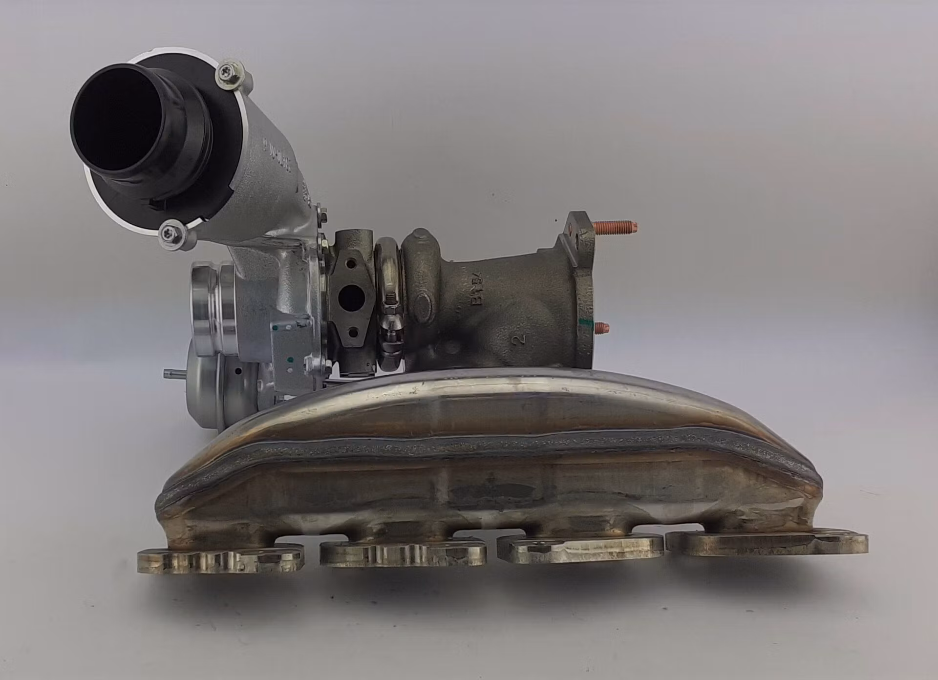 9V104 - IHI renoverad originalturbo OEM : A2700900080,A2700902780,A270090278080,A2700902280,AL0067 ( Bytesturbo )