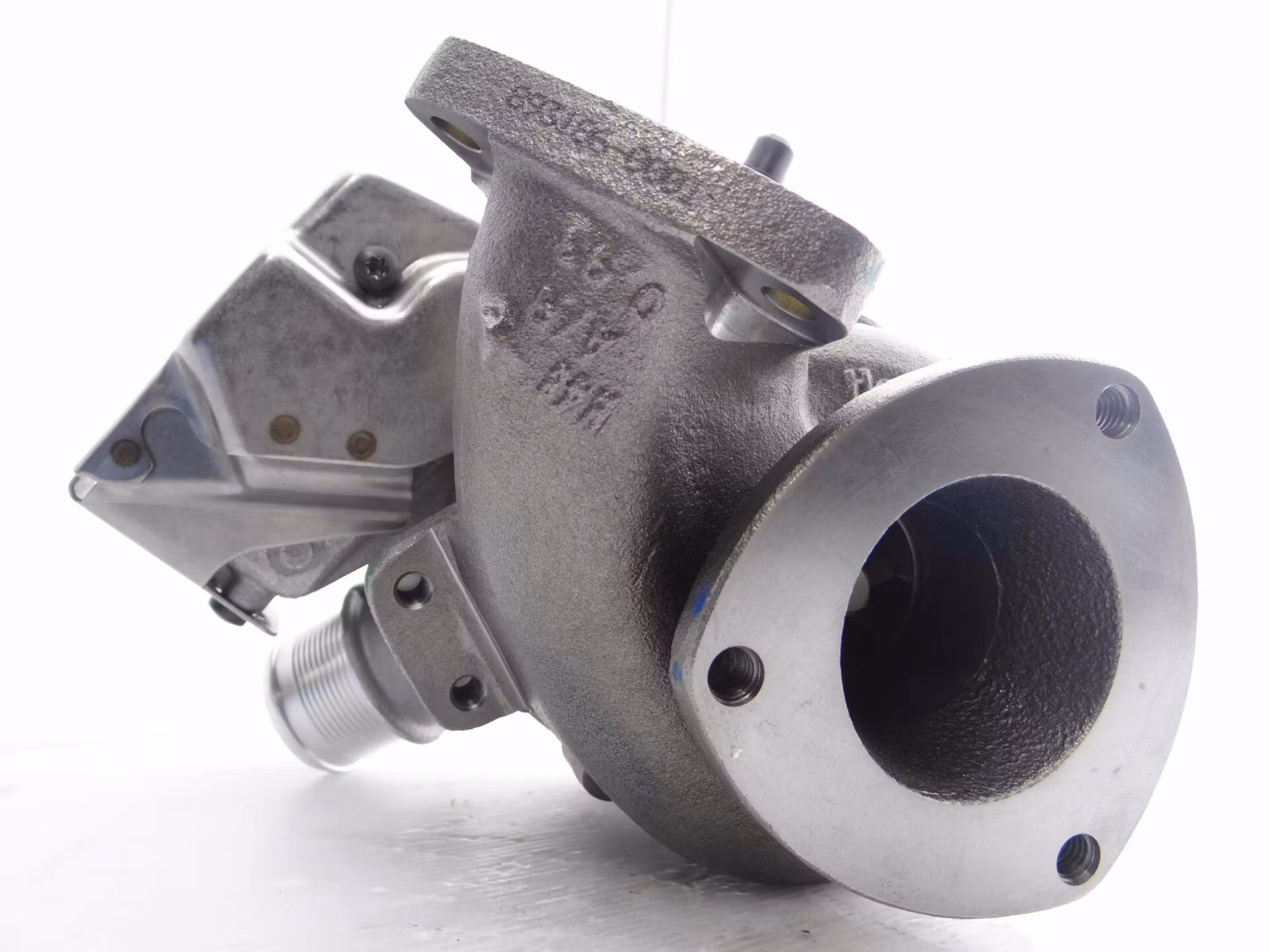 889938-5003W Garrett GTD1449VKZ  Renoverad bytesturbo  : 2.2L Duratorq bensin OEM : 2420481 ( Storsäljare )