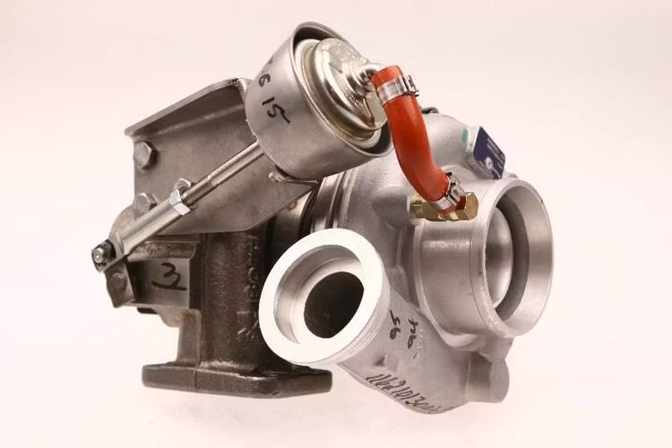11589880000 /11589700000 BorgWarner fabriksny turbo till Volvo penta / Deutz . Motorkoder : TCD2013L04-2V ,Tier3 ( Beställningsvara 2-4 dagars levtid )
