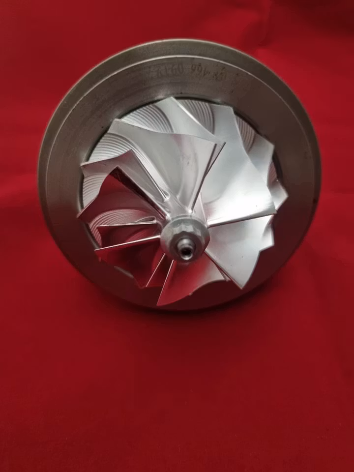 Fabriksny TD04HL-19T turbo med Billet kompressordel samt A/R 7 vinklat turbinhus .( 360-400 hk ) ( Volvo ) 19T Billet