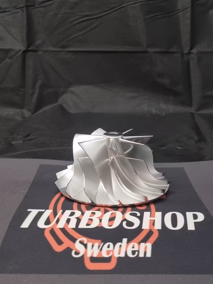 53269707200 / 53269887200 Volvo Penta KAD300 specialturbo rostfri hylsa +  "Billet upgrade" ( Bytesturbo )