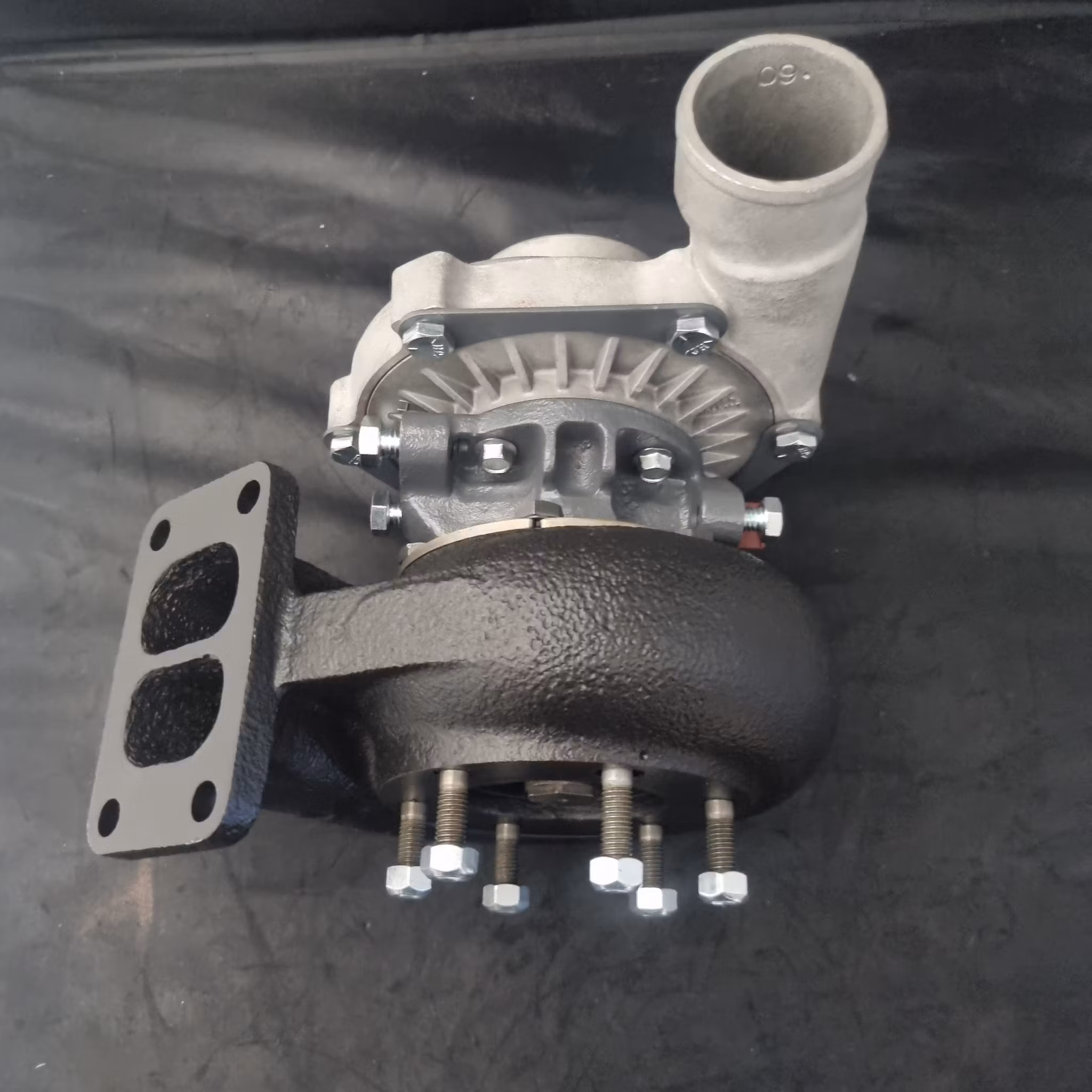 465600-5002S / 465600-5010S Garrett T04B46 till Volvo : TD60B, TD60A, TD60C ( Bytesturbo )