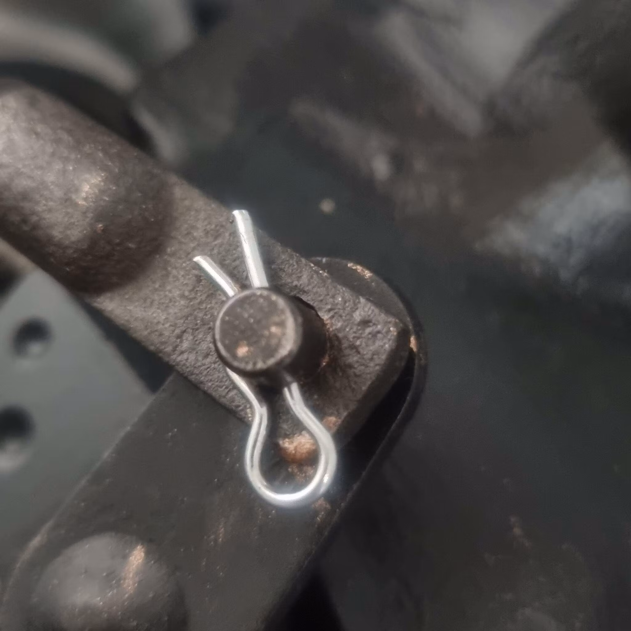 Mitsubishi TD04 Låspinne / låsclips till wastegate / Actuator / Tryckklocka ( 5 pack )