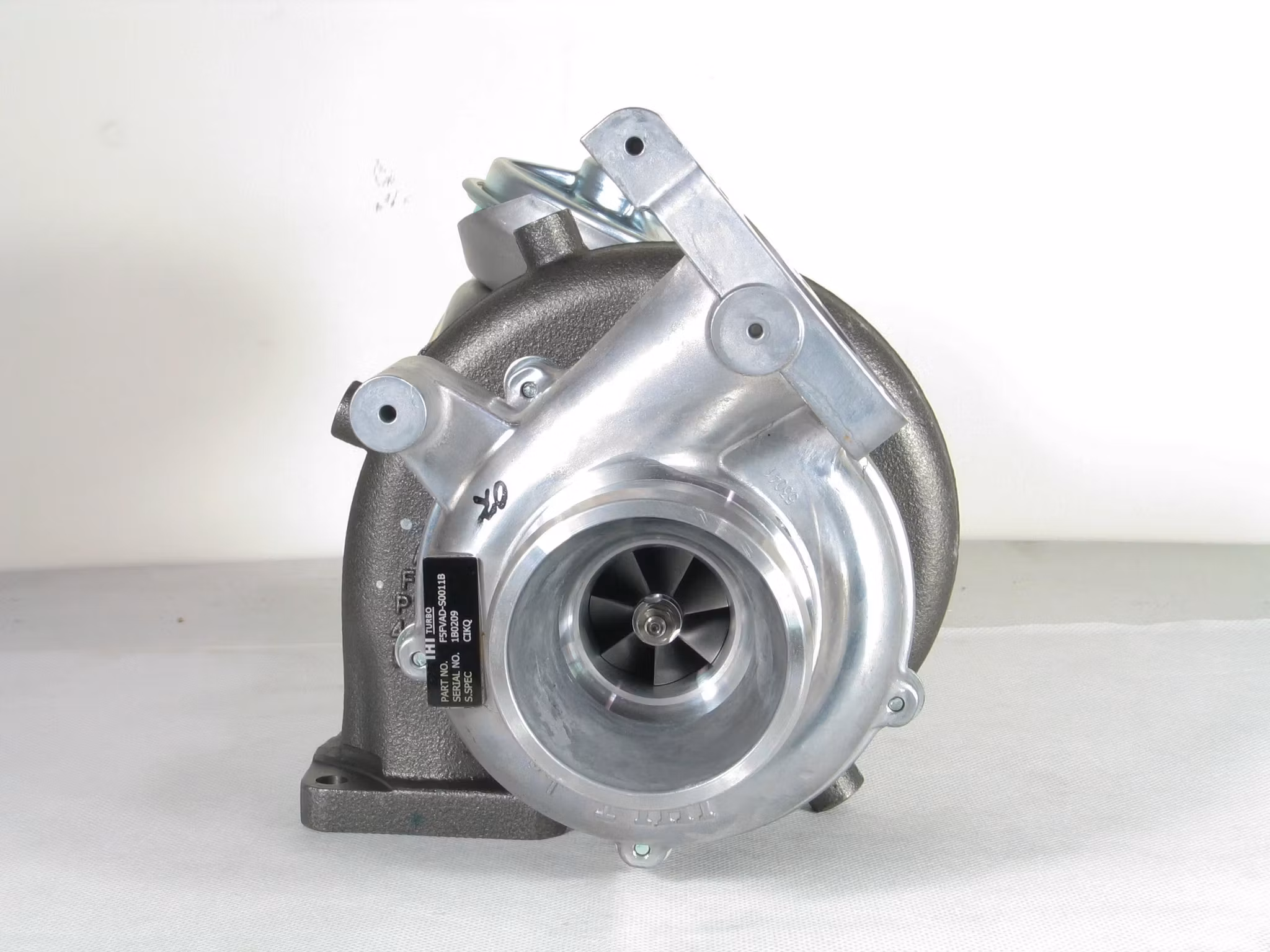 CIKQ Fabriksny IHI RHH5V Isuzu turbo ( Storsäljare )