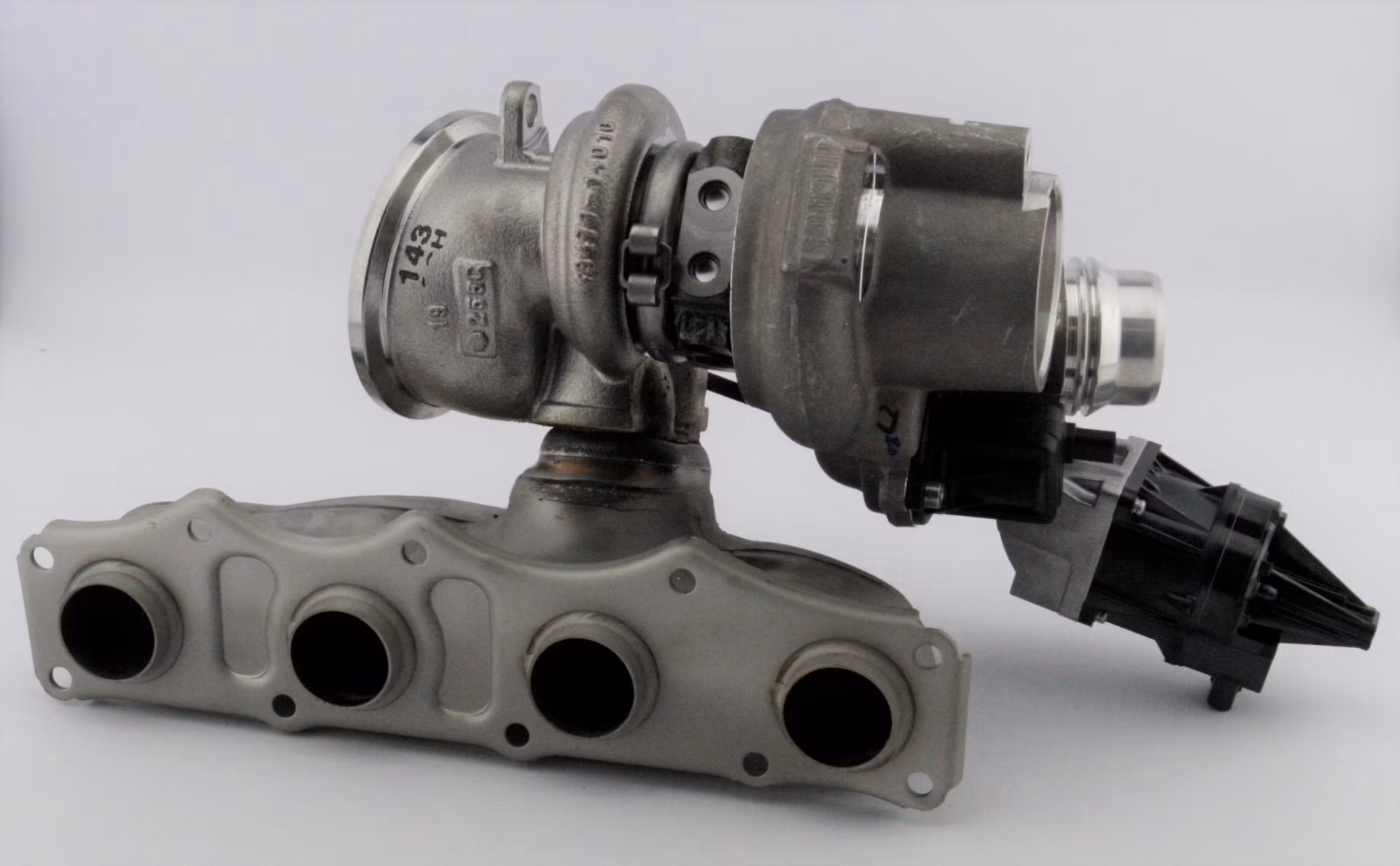 49477-02411 Mitsubishi fabriksny originalturbo till BMW : B48B20 OEM : 11657637563