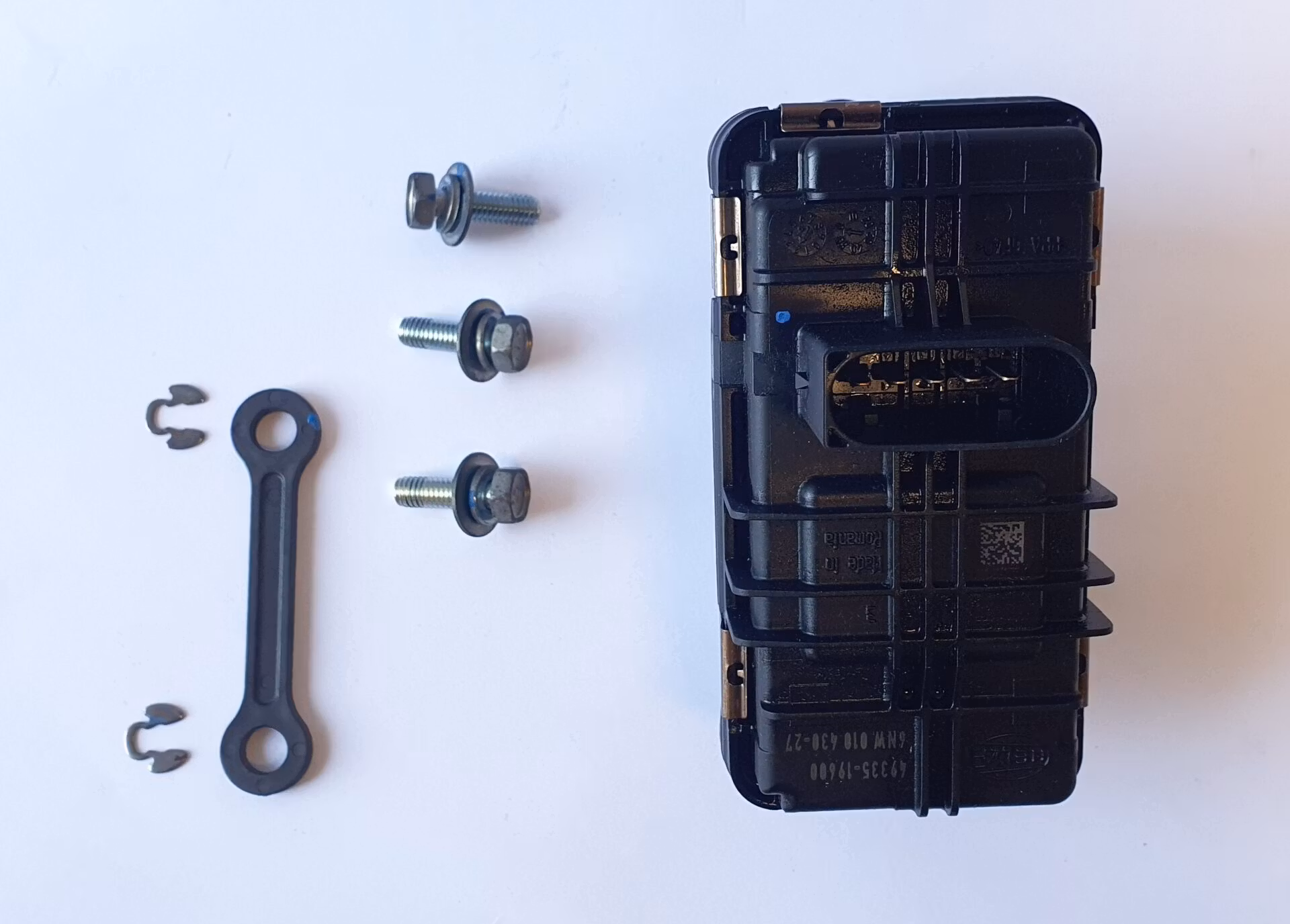 49335-19600 Mitsubishi actuator / wastegate till : 49335-01910, 49335-01920, 49335-01930, 49335-01950, 49335-01951, 49335-01960, 49335-01970