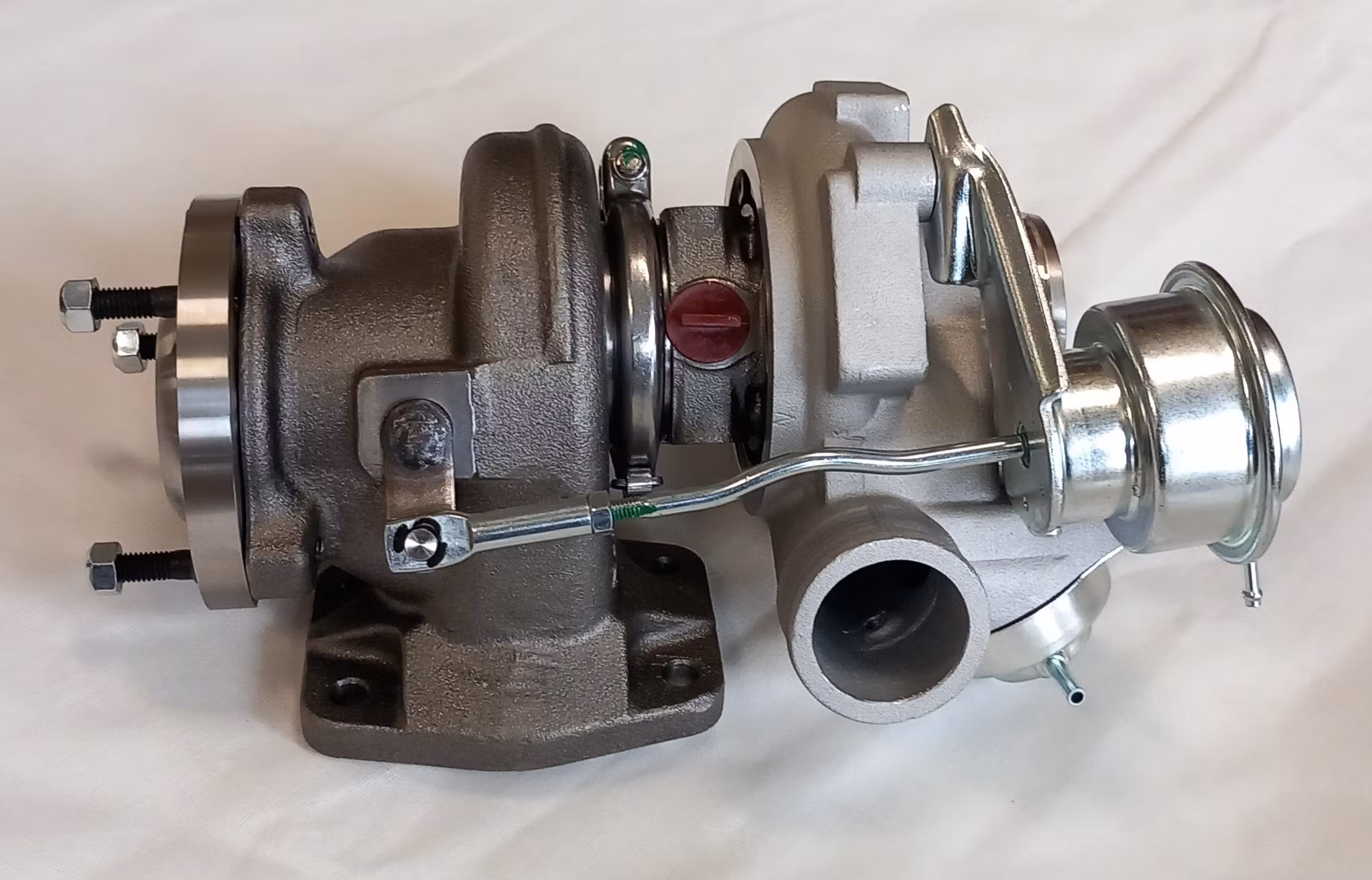 Mitsubishi TD04 Adapterfläns Från RAKT Avgashus med labyrinttätning till konad downpipe ( Perfekt för Volvo 940 , 945 trimmaren )