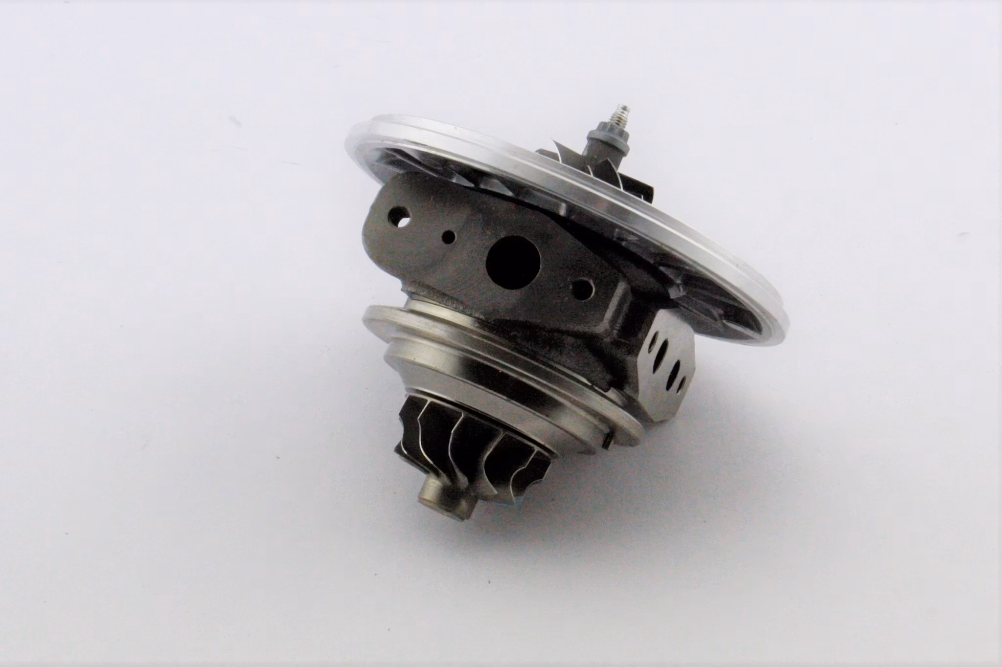 433289-5410S Garrett GT1546JS Core / Chra / Centrumdel / Centrumkärna : 786997-5001S Vatten + Oljekyld M9T / M9R