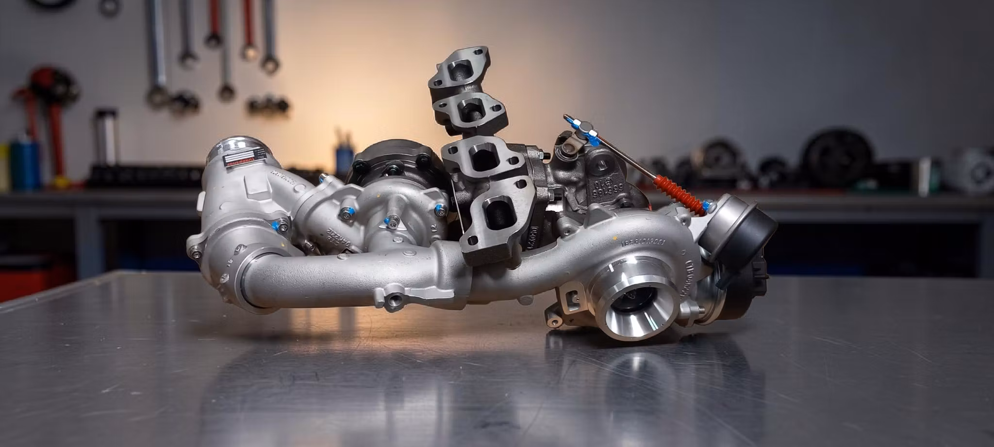 10009880384 Turboshop Solutions fabriksny ersättningsturbo OEM : 03N145704E , 03N145704K ( Bytesturbo )
