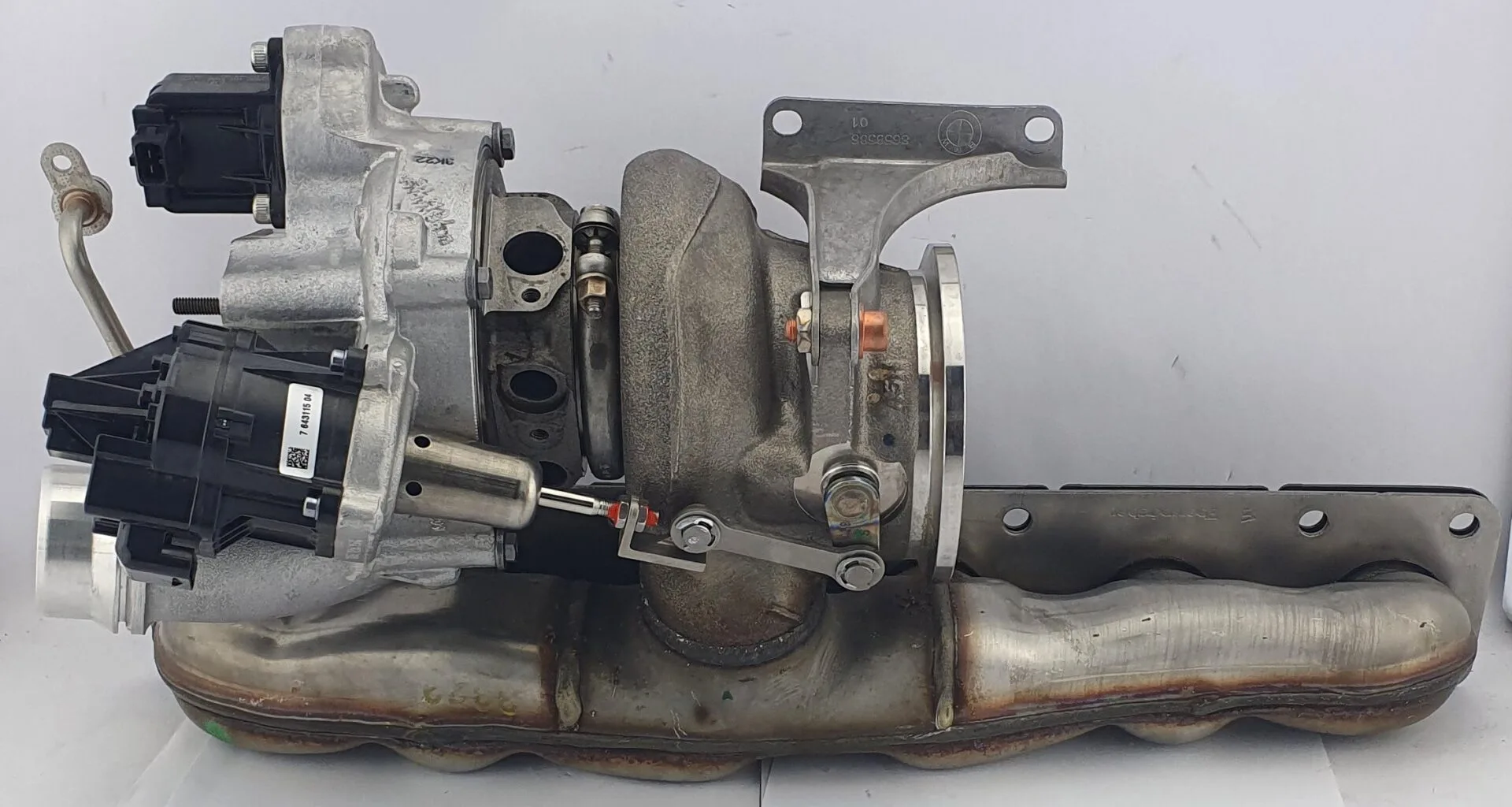 18539880010 - BorgWarner Fabriksny originalturbo OEM : 11657648913