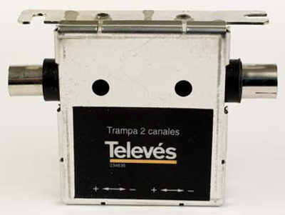 Televés Spärrfilter UHF två vågfällor