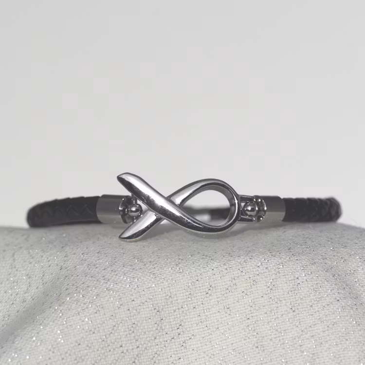 LIV LÄDERARMBAND FÖR BRÖSTCANCERFORSKNINGEN