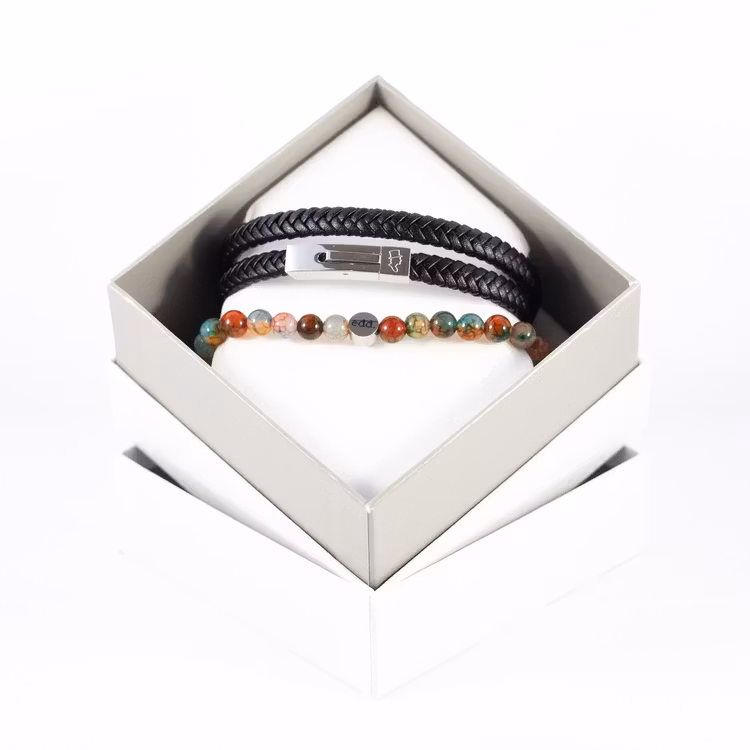 Gift Box Black Parrot