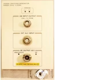 Hewlett Packard 70300A Tracking Generator Module