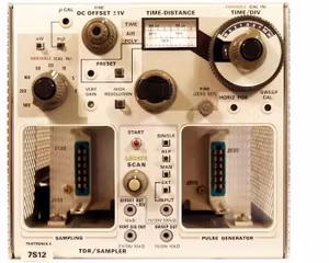 Tektronix 7S12 TDR/Sampler