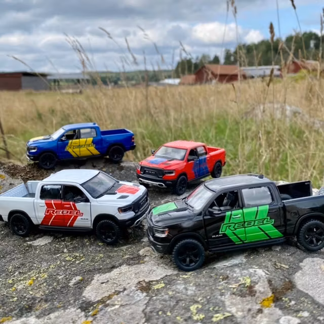 Dodge Ram 1500, 12 cm, 1:46