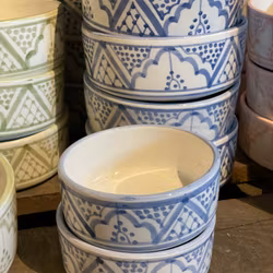 Round bowls morocco light blue