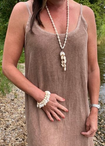Halsband/ Armband snäckor
